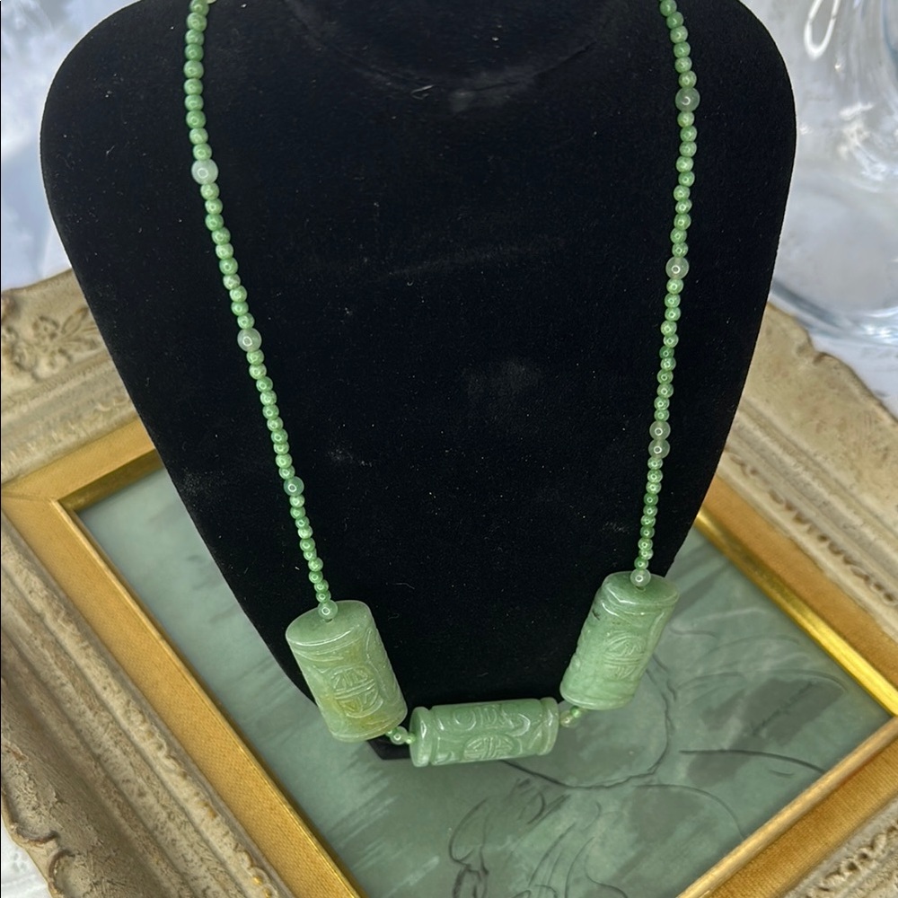 Jade Green Beaded Necklace with Sculptural Centerpiece